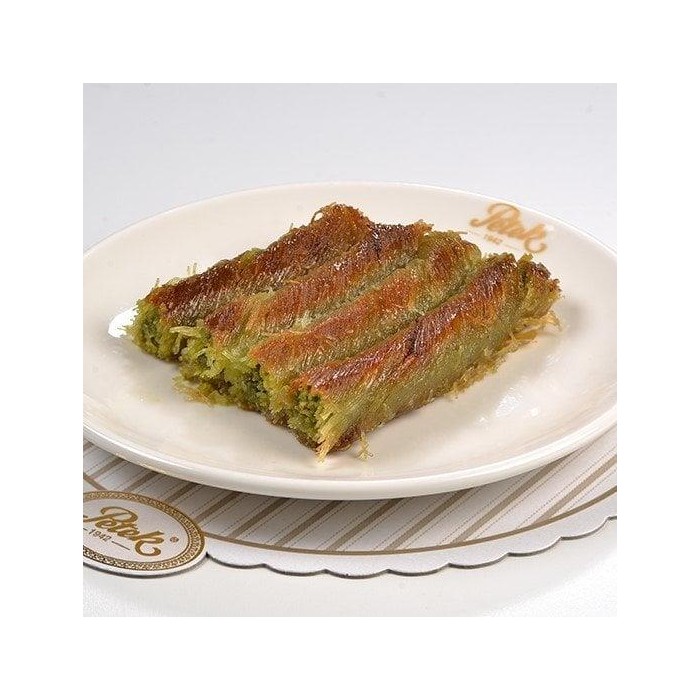 Petek Pastanesi